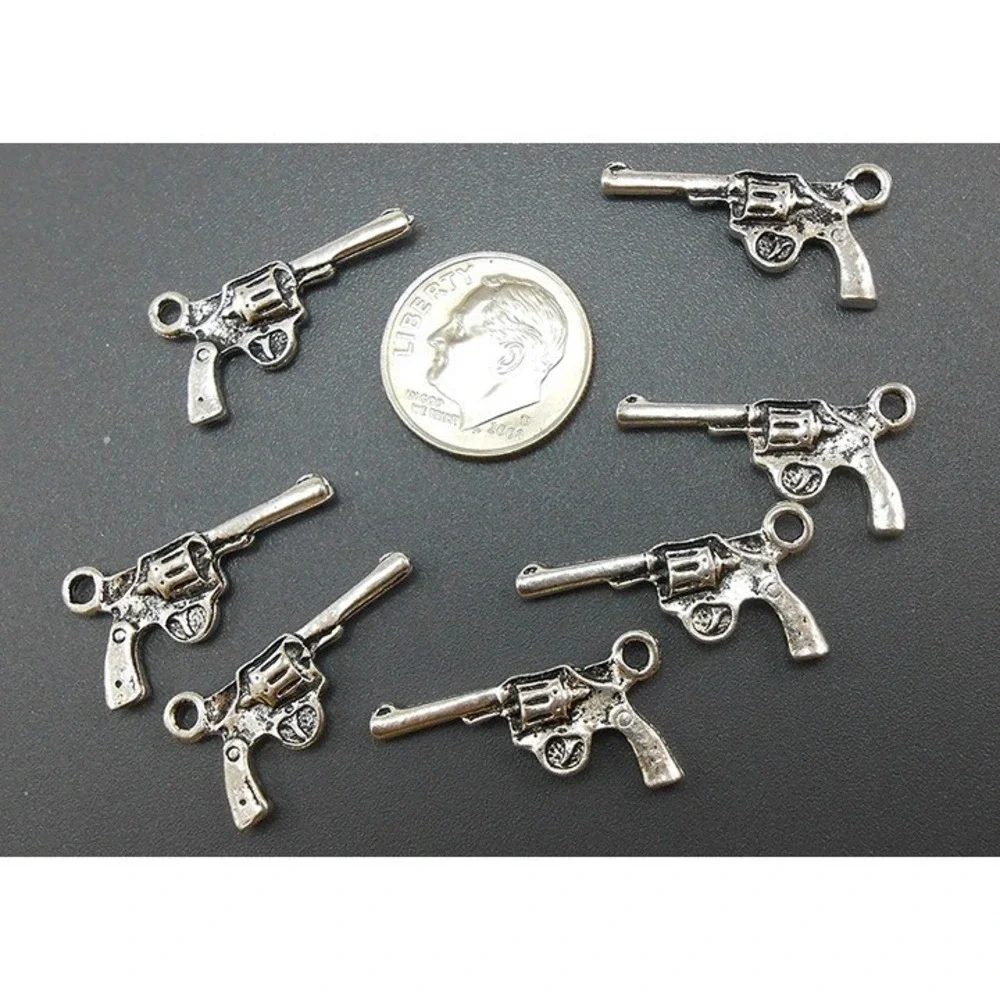 10pcs Gun Charms silver tone handgun‎ revolver